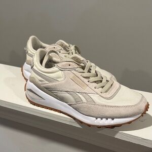 Reebok Women's Cream and White Sneakers